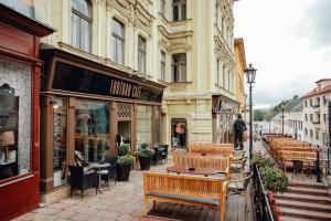 COMMODUS apartment IX