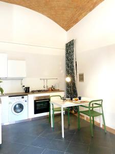 The Jungle Apartment