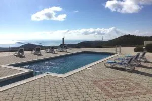 Luxury Apartment Petra - Ladnice