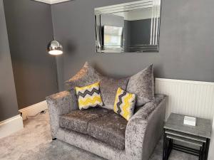 Bridge street apartment