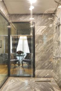 Standard Suite room in Castillo Hotel