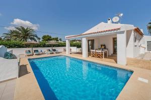 Two-Bedroom Villa room in Villa Gaugin by Villa Plus