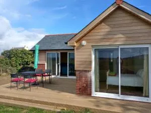 Orchard Chalet - Saint Keyne