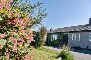 Two-Bedroom House room in Charnwood