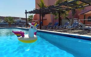Club Cantamar Beach Hotel & Marina