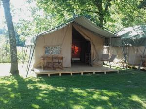 Campings Camping des eydoches - 3 etoiles : Tente