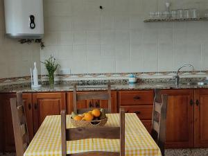 Apartamentos Bolonia - M a n u e l a