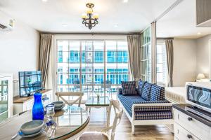 Summer Hua Hin by Favstay