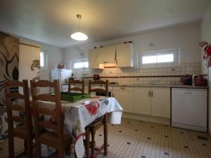 Maisons de vacances Gite Champosoult, 5 pieces, 6 personnes - FR-1-497-27 : photos des chambres