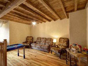 Maisons de vacances Gite Saint-Just-en-Bas, 4 pieces, 6 personnes - FR-1-496-19 : photos des chambres