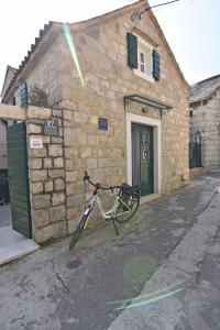 Standard Duplex Studio - Kovacica Street 27 room in Divota Apartment Hotel