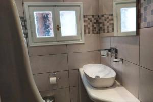 Παραδοσιακό σπίτι εντός της Χώρας της Ίου