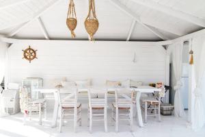 Family Maisonette with pool #3