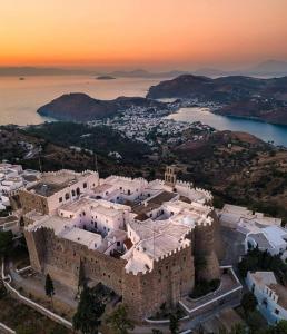 TRADITIONAL STUDIO Chora Patmos Patmos Greece