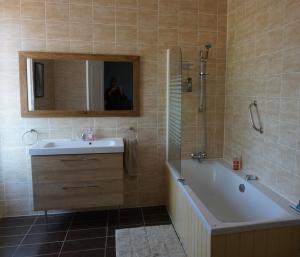 B&B / Chambres d'hotes Le Tulipier de la Serre : photos des chambres