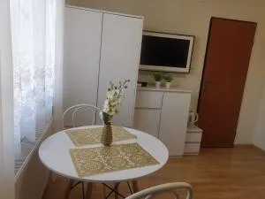 Pokoje Gościnne Karina - Еленя-Гура