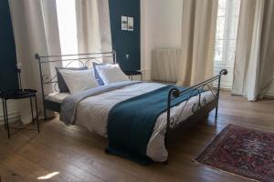 B&B / Chambres d'hotes Joie de Vivre : Chambre Double avec Salle de Bains Privative