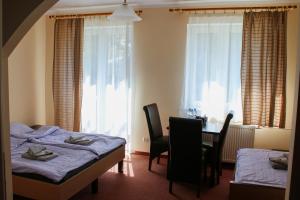 Gościniec Wstąp TU