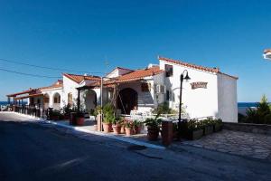 kirki rooms Ikaria Greece