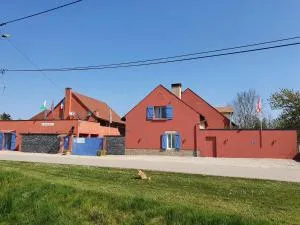 克洛斯得斯梅克斯酒店 - Frontenard