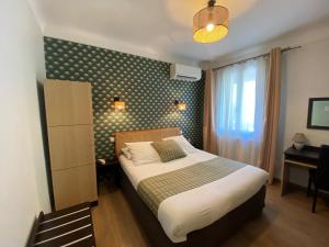 Hotels Hotel Sainte Anne - Apt : photos des chambres