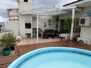 Cobertura em Canasvieiras - Vista para o Mar - 50 mtrs da Praia - Centro Canasvieiras