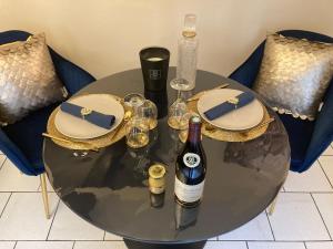 Appartements LE TOUT JOLI NID BEAUNOIS, Studio Plein centre parking : photos des chambres