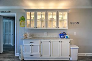 Walk to Beach Ocean-View Atlantic Beach Condo!