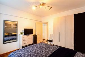 Central 1BR Apt Walk to Beach & Old Town SOL