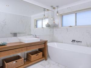 Kendalls Beach House