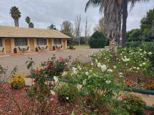 The Aston Motel Tamworth