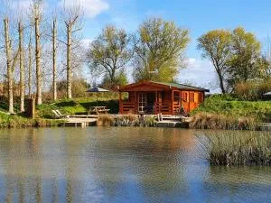 Kingfisher Cabin - Cammeringham