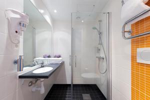 Standard Twin Room room in Connect Hotel Arlanda