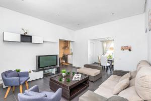 Villa Quimera by Villa Plus