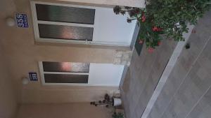 Apartment in Lopar with Two-Bedrooms 2 