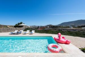 Villa Parasporos with Private Pool and Beach Access Paros Greece