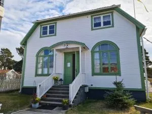 Missionshuset Bed & Breakfast - Styrsvik