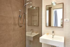 Raffaelas Suite Rooms Vatican Guest House