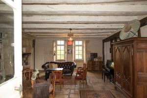 Maisons de vacances Maison de Maitre ancien logis du XVIIe : photos des chambres