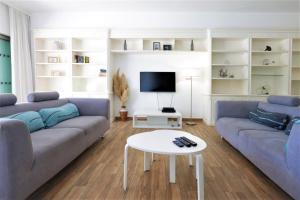 Villa Namora - Private Swimming pool & Hot Jacuzzi