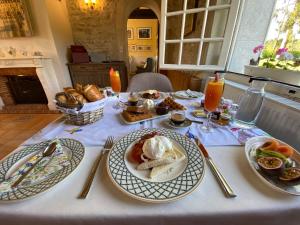 B&B / Chambres d'hotes Sans Souci Bed and Breakfast Luxe Heated Pool and Restaurant : photos des chambres