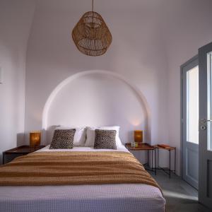 Ambeli Sunset Villas Santorini Greece