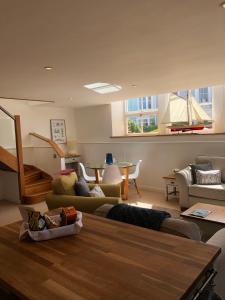 The Old English Rooms