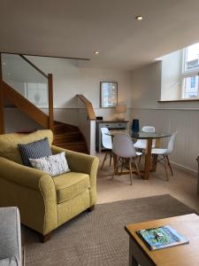 The Old English Rooms