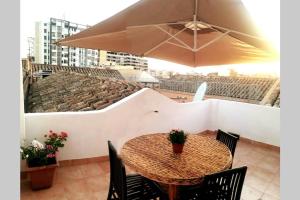 Cozy in the Center with Terrace