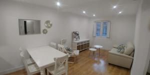 Cómodo apartamento en zona antigua dos