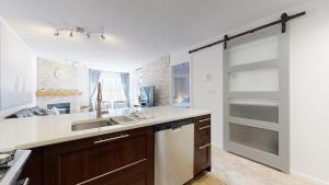 1BR + Den | Marketplace Lodge | Gas Fireplace | Village Location | Complex Hot Tub