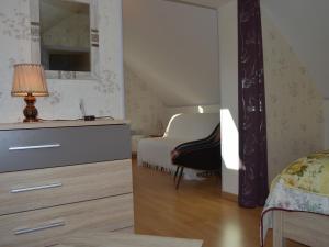 Maisons de vacances Gite Valencay, 4 pieces, 6 personnes - FR-1-591-148 : photos des chambres