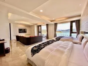 明月湖品味湖畔旅店 - 东埔