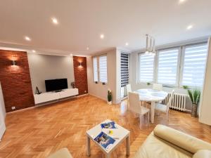 visit baltic - Paderewskiego